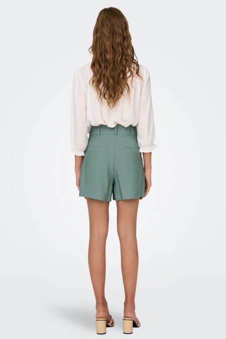 SHORTS 15295616 VERDE